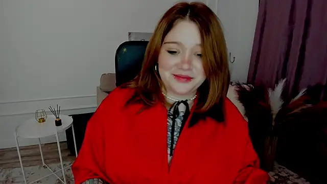 MoonLghte online show from January 19, 12:50 pm