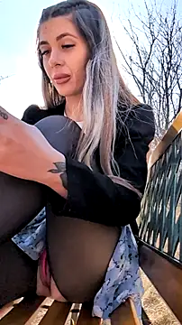 riskyperfect02 online show from March 8, 10:32 am