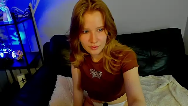 EvaStevs online show from December 12, 8:21 pm