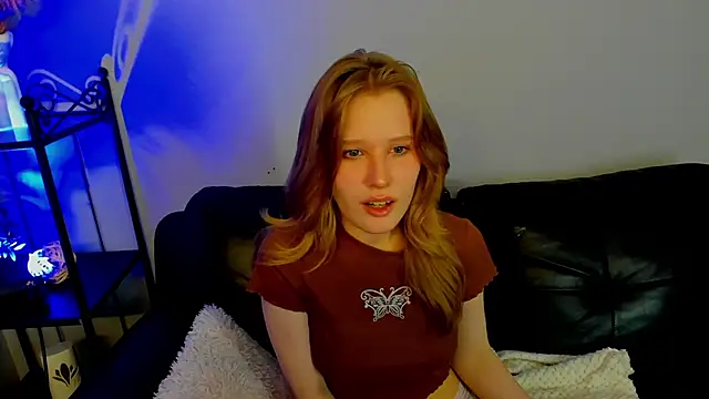 EvaStevs online show from December 13, 2:32 am