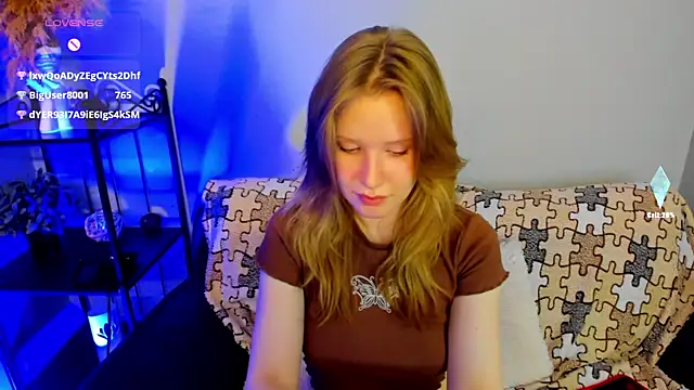 EvaStevs online show from December 29, 8:48 pm