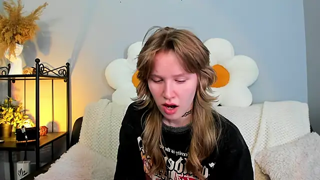 EvaStevs online show from February 15, 4:03 am