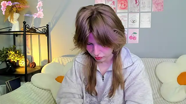 EvaStevs online show from March 16, 6:20 am