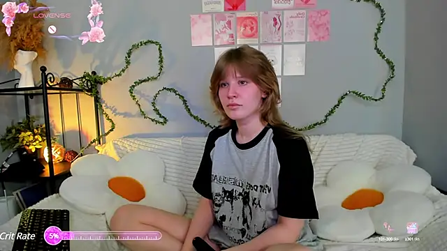 EvaStevs online show from March 23, 2:04 am