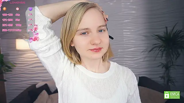 Snapshot of OdelinaFicken chatting on December 1, 4:06 am OdelinaFicken online show from December 1, 4:06 am