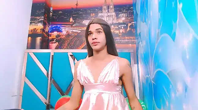 Luna and valery online show from December 9, 4:05 pm