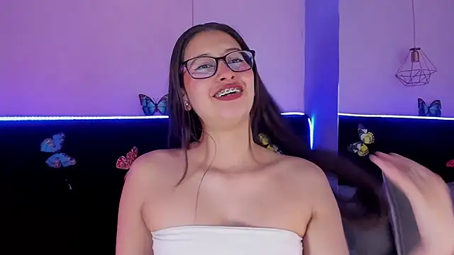 Anastasia Whitee online show from February 15, 2:30 am