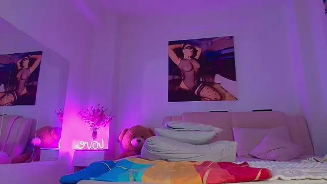 lissa yasemin online show from February 16, 10:43 pm