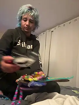 HornyTPup2 online show from April 17, 7:22 am