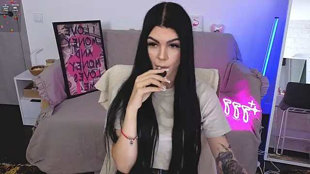 Tiffany lab online show from October 11, 8:35 am