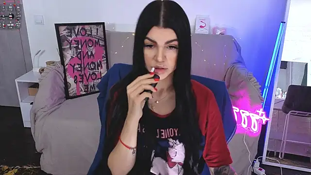 Tiffany lab online show from November 6, 8:37 am