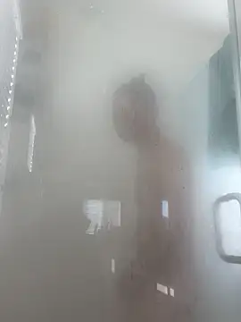 Snapshot of 2Fly4Guy chatting on February 20, 4:03 pm 2Fly4Guy online show from February 20, 4:03 pm