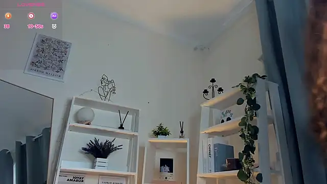 Snapshot of ZaraBluitt chatting on February 26, 9:30 am ZaraBluitt online show from February 26, 9:30 am