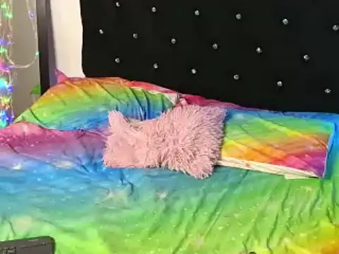 Snapshot of Sweet_xuee18 chatting on February 19, 11:57 pm Sweet xuee18 online show from February 19, 11:57 pm