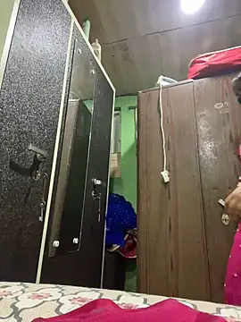 Black Glow online show from January 12, 5:11 pm