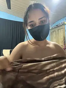 Black Glow online show from January 14, 1:38 pm