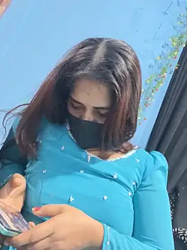 Black Glow online show from February 9, 3:01 pm