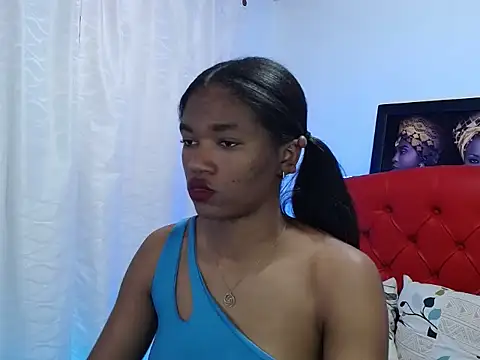 Snapshot of MISSANDRE4 chatting on December 29, 2:21 pm MISSANDRE4 online show from December 29, 2:21 pm