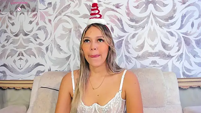 Cami hunter  online show from December 20, 4:04 pm