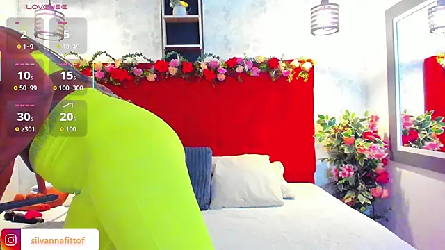 Snapshot of SilvannaFit chatting on June 25, 11:26 am SilvannaFit online show from June 25, 11:26 am