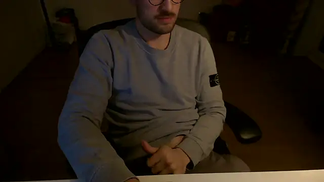 taallguyy 196 online show from February 5, 4:55 pm