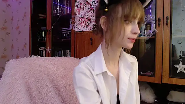 cloudgirrl online show from January 31, 12:50 am