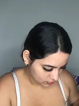 Amira  Fatima online show from February 28, 2:31 pm