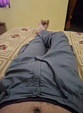 Snapshot of your_santa99 chatting on December 20, 7:01 am your santa99 online show from December 20, 7:01 am