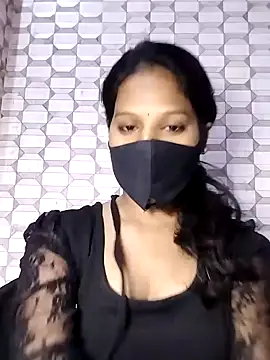 Snapshot of Shivani_Tivari chatting on February 8, 6:33 pm Shivani Tivari online show from February 8, 6:33 pm