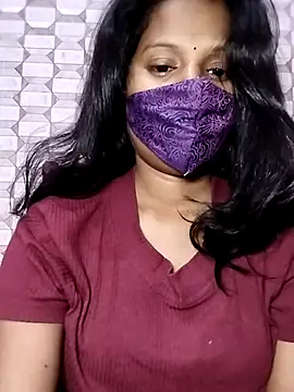Snapshot of Shivani_Tivari chatting on February 19, 6:10 pm Shivani Tivari online show from February 19, 6:10 pm