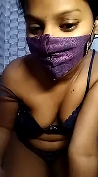 Snapshot of Shivani_Tivari chatting on February 27, 6:09 pm Shivani Tivari online show from February 27, 6:09 pm
