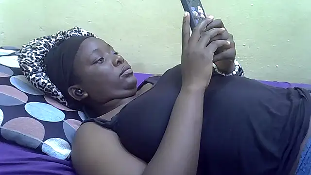 Snapshot of Harrisamor chatting on October 23, 9:41 am Harrisamor online show from October 23, 9:41 am