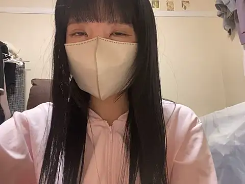 Snapshot of yuuna_chat chatting on March 6, 12:30 pm yuuna chat online show from March 6, 12:30 pm