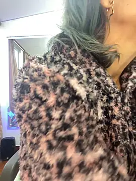 Snapshot of Goddess-Love- chatting on July 13, 11:13 am Goddess-Love- online show from July 13, 11:13 am