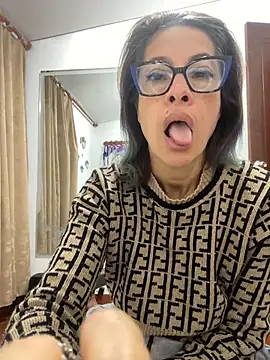 Snapshot of Goddess-Love- chatting on July 17, 10:44 am Goddess-Love- online show from July 17, 10:44 am