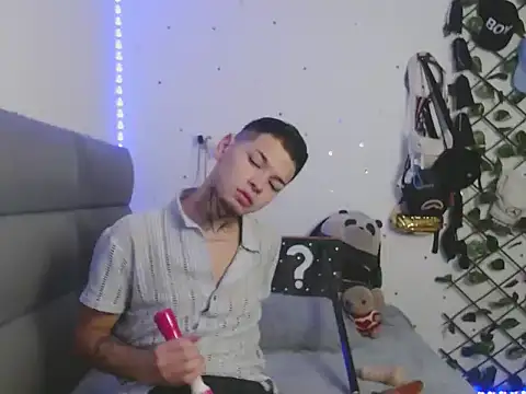 MarceloMilk online show from October 26, 1:44 am