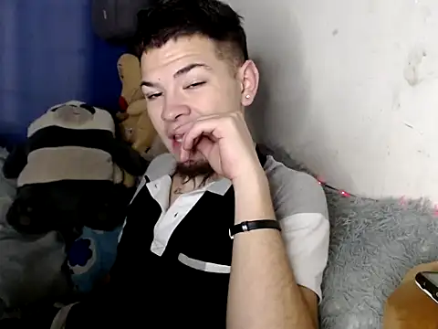 MarceloMilk online show from November 18, 4:39 am