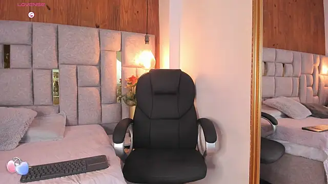 Saori newman online show from October 17, 12:08 pm