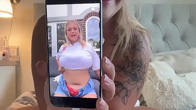 blairbella online show from June 30, 5:25 pm
