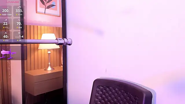 Snapshot of sexy_mich_18 chatting on February 5, 8:02 pm sexy mich 18 online show from February 5, 8:02 pm