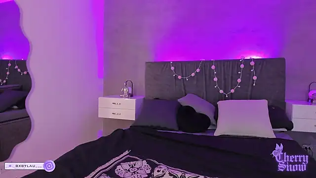  cherrysnow online show from October 7, 5:37 am