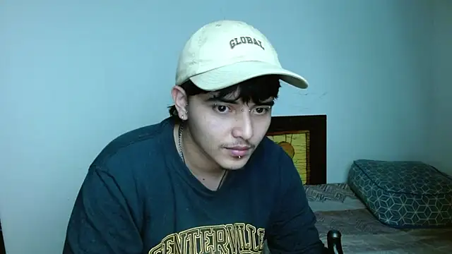 Snapshot of Hgp3riodictabl3 chatting on March 8, 6:10 am Hgp3riodictabl3 online show from March 8, 6:10 am