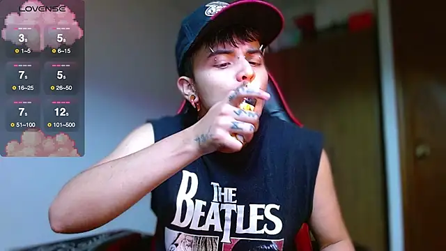 Snapshot of Hgp3riodictabl3 chatting on October 27, 12:58 am Hgp3riodictabl3 online show from October 27, 12:58 am