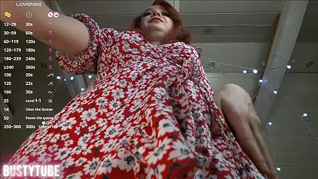 BUSTYTUBE online show from January 11, 4:45 pm