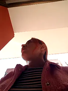 Snapshot of alexxxa69 chatting on March 21, 12:06 pm alexxxa69 online show from March 21, 12:06 pm