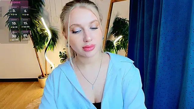 Evacadooo online show from March 8, 2:59 am