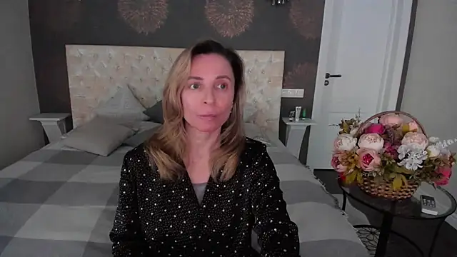 AllisonWilliams online show from March 30, 4:19 pm