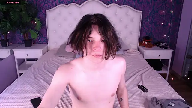 iwillfall online show from January 16, 3:38 pm