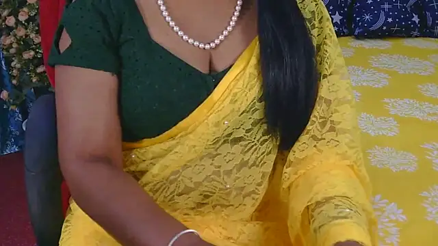Snapshot of indian_anu_mallu chatting on July 1, 3:23 pm indian anu mallu online show from July 1, 3:23 pm