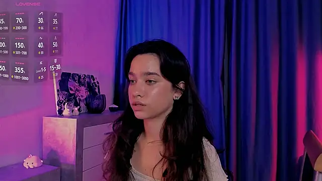 EmeliaReaper online show from September 29, 8:35 pm